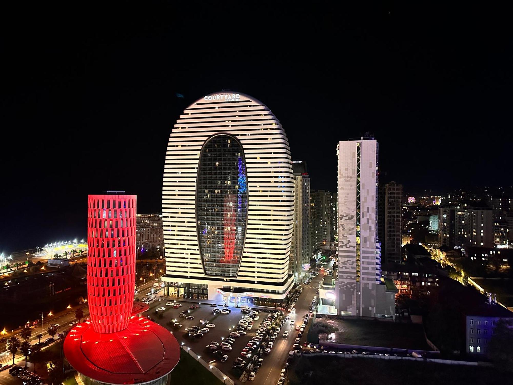 Batumi Orbi City Apart Hotel Exterior photo