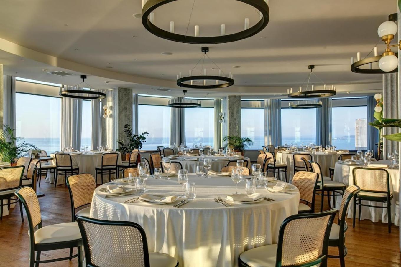 Batumi Orbi City Apart Hotel Exterior photo